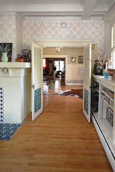 More Photos Of 200 E Vista St, Bisbee Movie Radio TVStudio For Sale