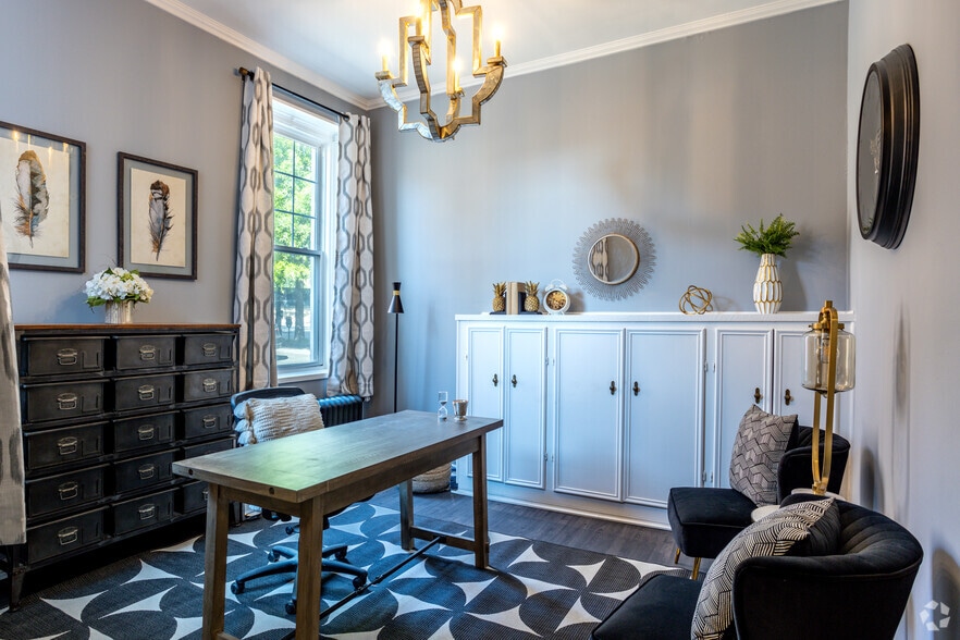 More Photos Of 508 N Tryon St N, Charlotte Apartments For Sale