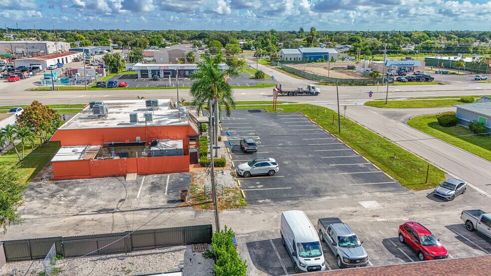 More Photos Of 4400 Hancock Bridge Pky, North Fort Myers Restaurant For Sale