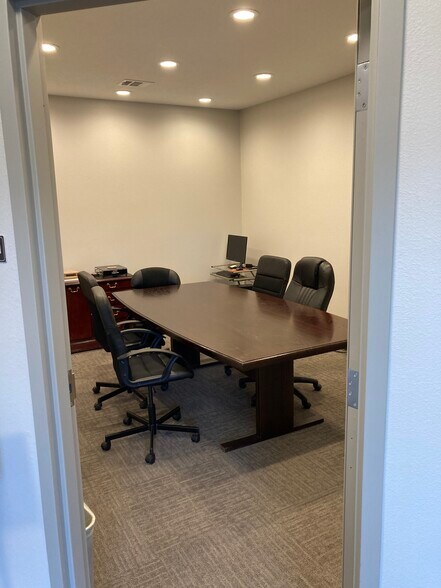 More Photos Of 21834 Northwest Fwy, Cypress Office For Sale