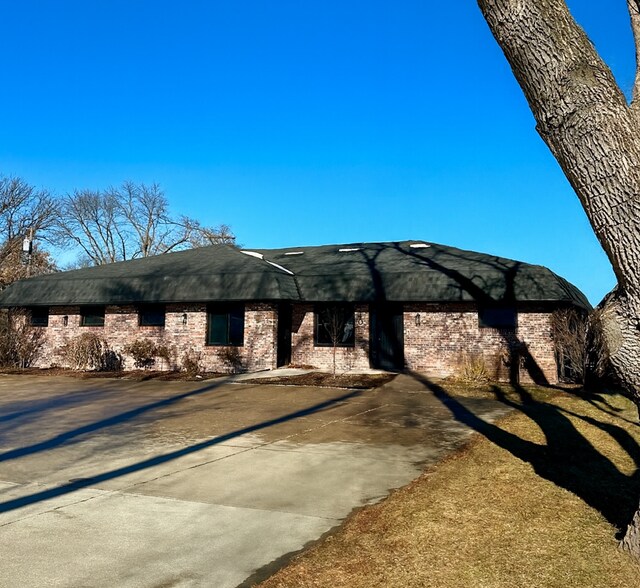 More Photos Of 140 E 22nd St, Fremont Medical For Sale