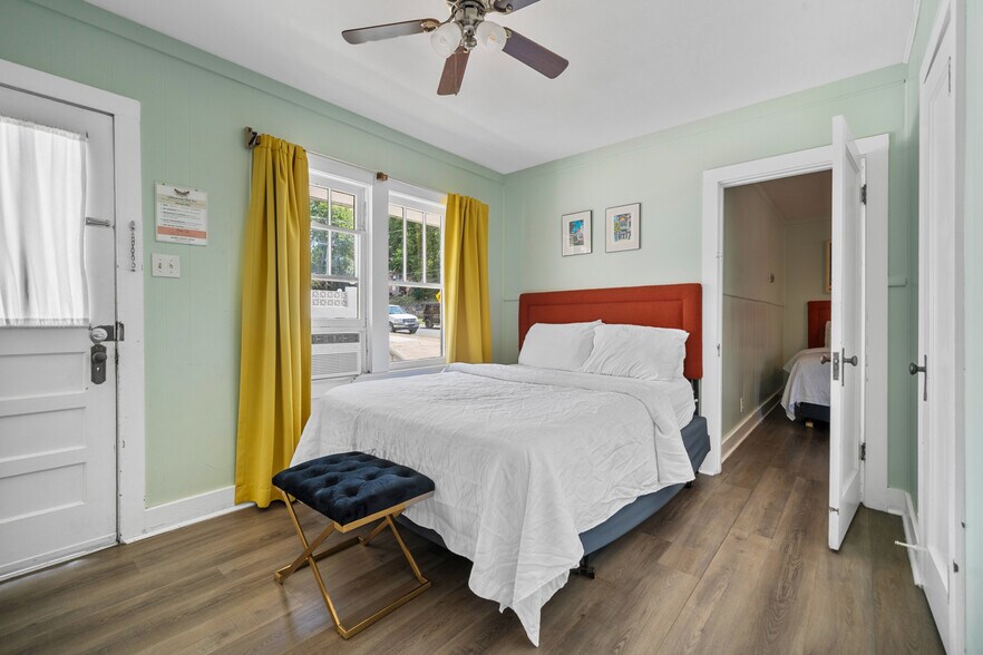 More Photos Of 741 Park Ave, Hot Springs Hotel For Sale