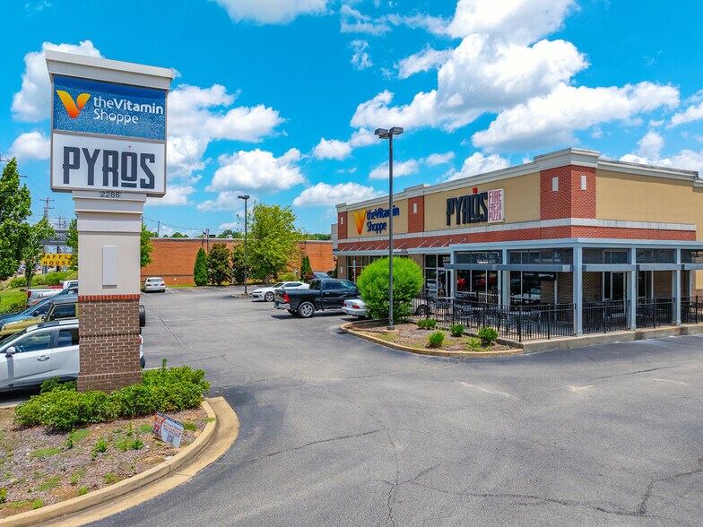 More Photos Of 2286 N Germantown Pky, Cordova Freestanding For Sale