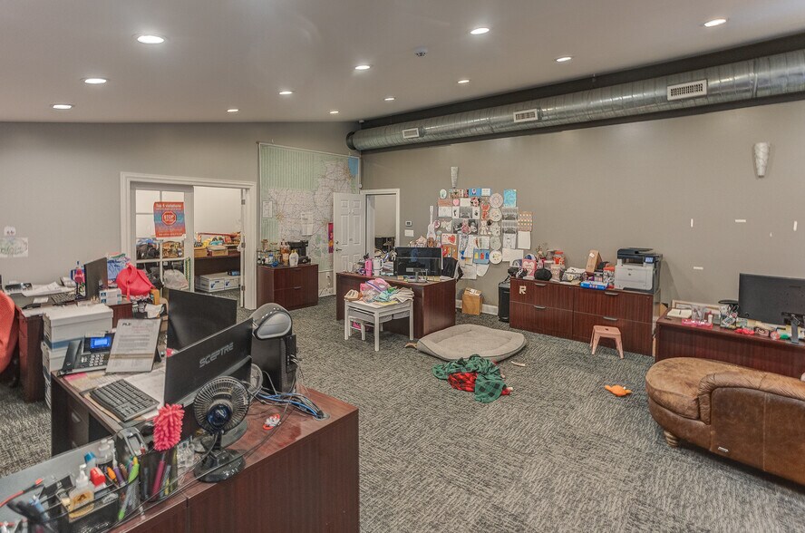 More Photos Of 836 E Highway N, Wentzville Flex For Sale