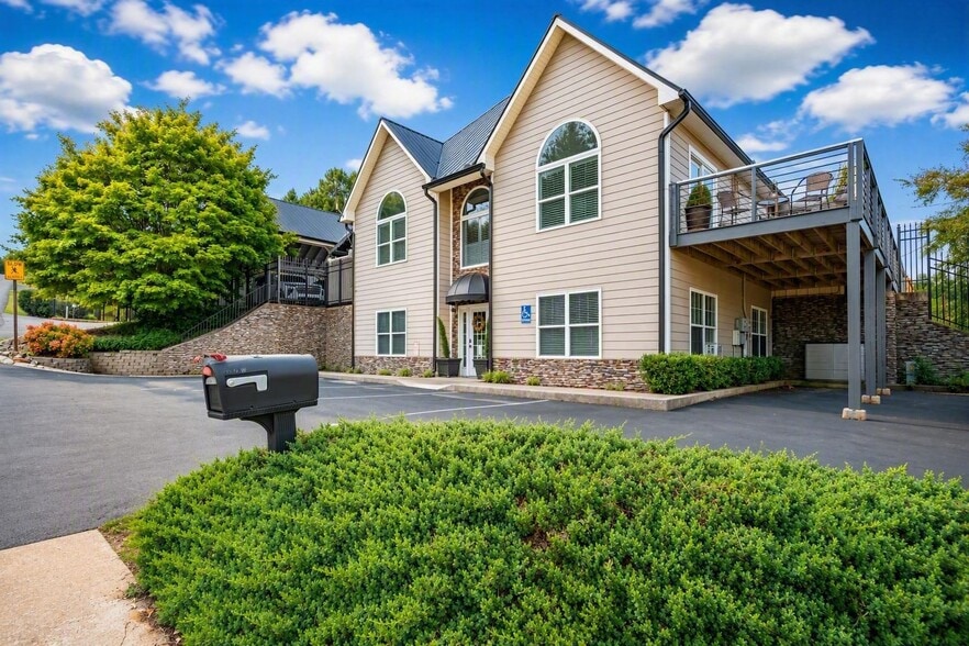 More Photos Of 5550 Blue Ridge Dr, Blue Ridge Specialty For Sale