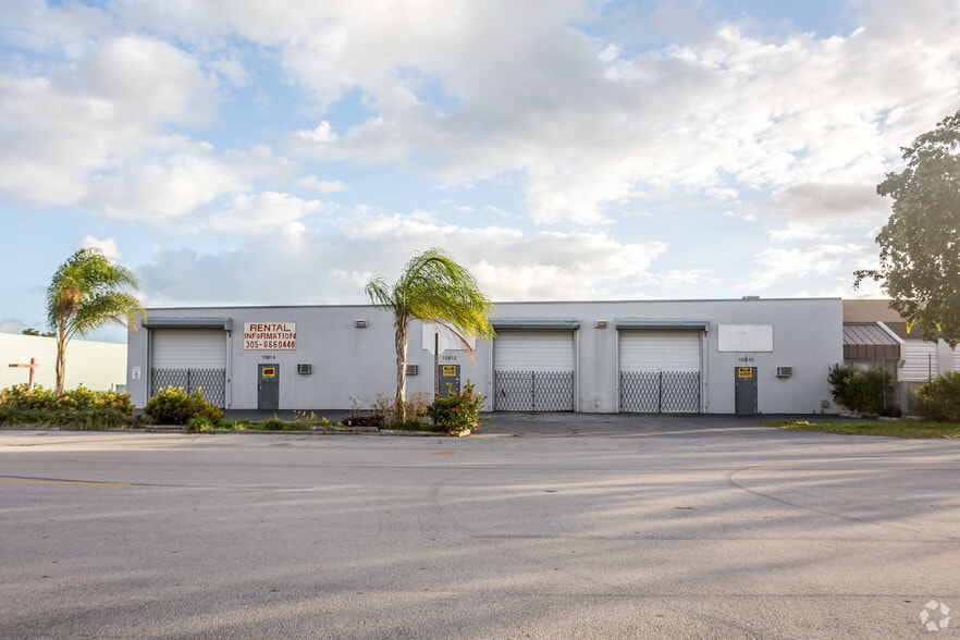 More Photos Of 10810-10814 SW 188th St, Miami Warehouse For Lease