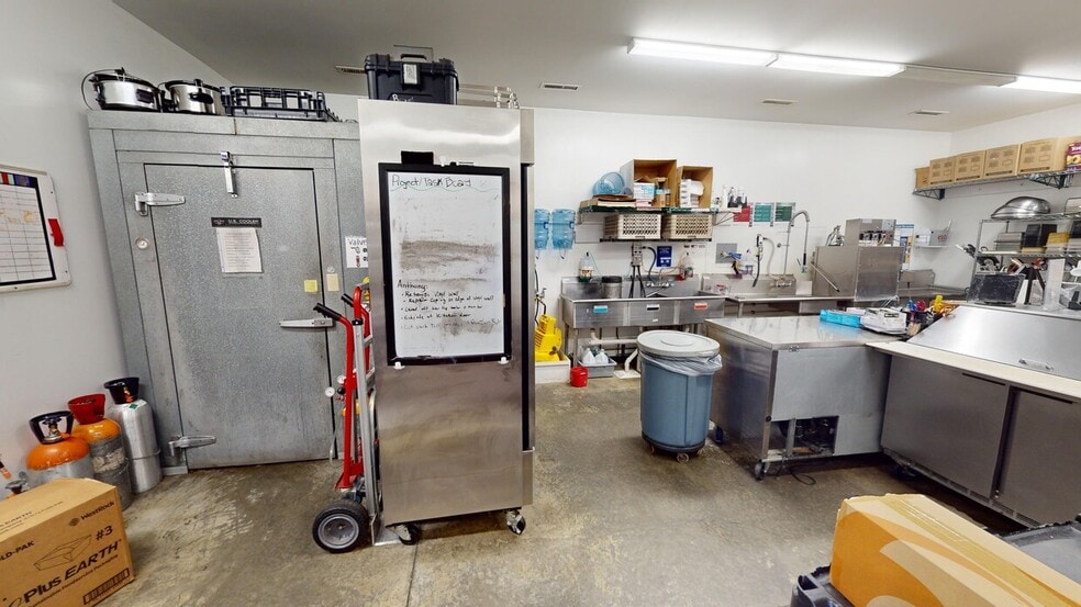 More Photos Of 1720 State Route 15 Belleville IL 62221 Hwy, Belleville Specialty For Sale