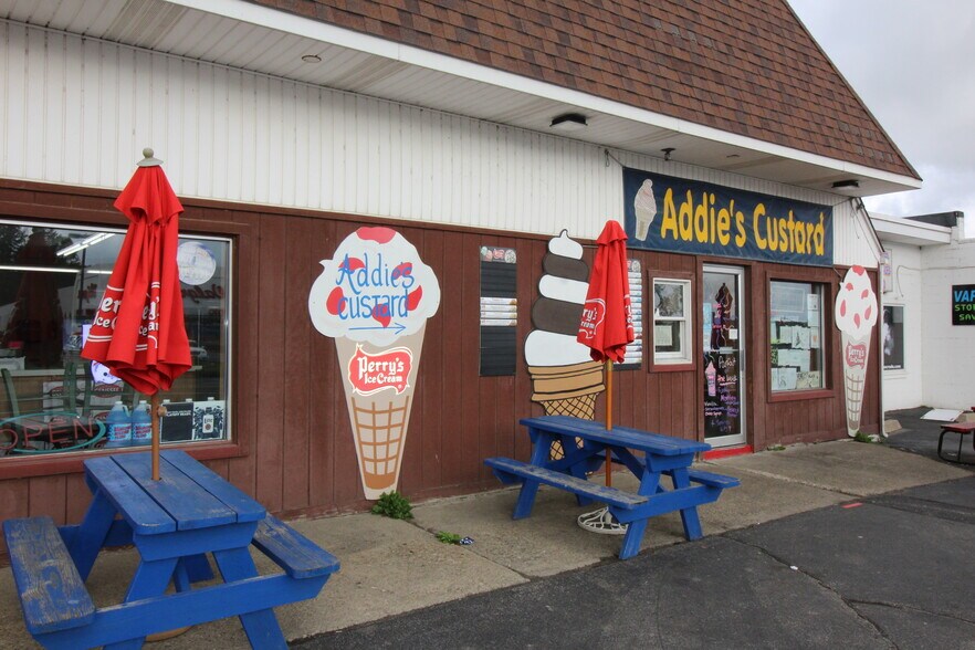 More Photos Of 12231-12239 Route 16, Yorkshire General Retail For Sale