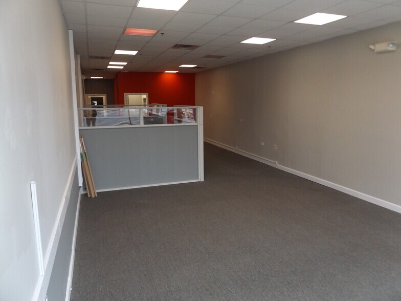 More Photos Of 279-297 N Northwest Hwy, Palatine Unknown For Lease