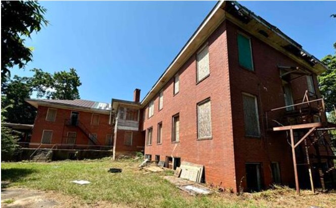 More Photos Of 130 W Dodson St, Americus Apartments For Sale