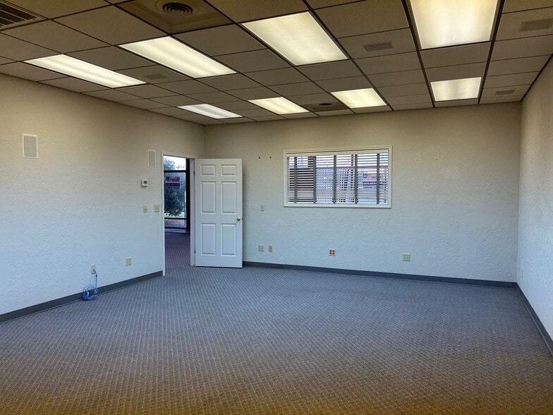 More Photos Of 6302 NW Cache Rd, Lawton Convenience Store For Sale