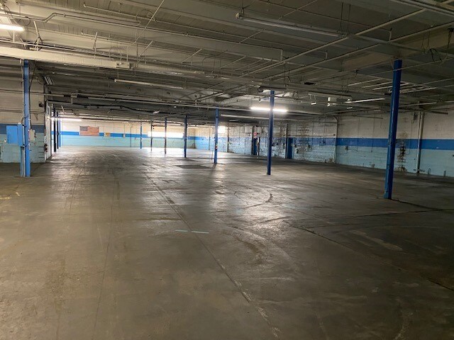 More Photos Of 12201 Elmwood Ave, Cleveland Manufacturing For Sale