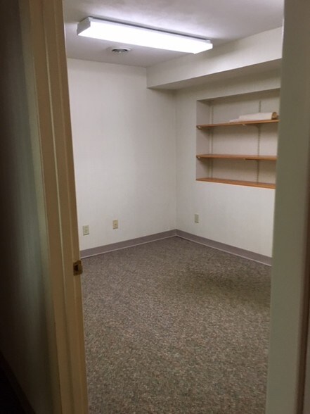 More Photos Of 28 E Main St, Marcellus Medical For Lease