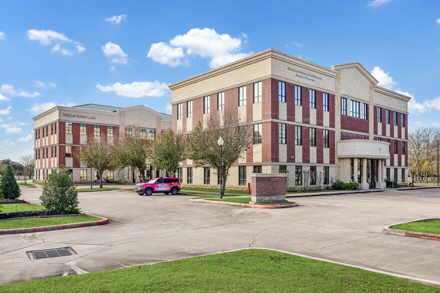 More Photos Of 52 Sugar Creek Center Blvd, Sugar Land Office For Sale