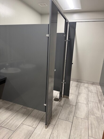 More Photos Of 4282 E Rockton Rd, Rockton Rehabilitation Center For Lease