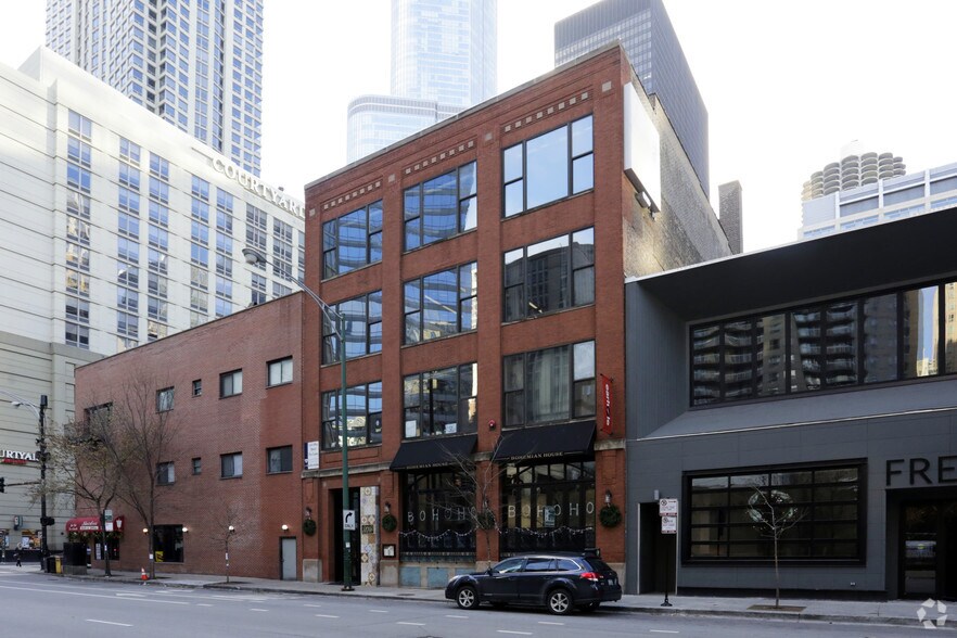 More Photos Of 11 W Illinois St, Chicago Office For Lease