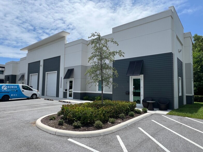 More Photos Of 12871 Suzanne, Hobe Sound Light Manufacturing For Lease