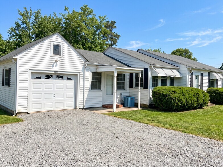 More Photos Of , Lexington Specialty For Sale