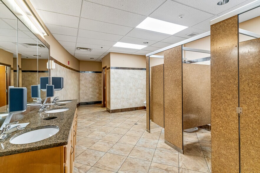 More Photos Of 1101 Brannon Rd, Nicholasville Religious Facility For Sale