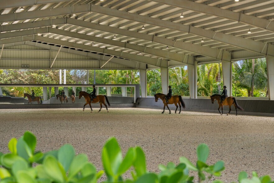 More Photos Of 2625 SW 148th Ave, Davie Horse Stables For Sale