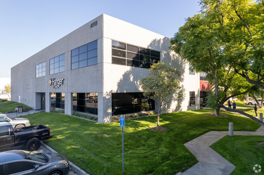 More Photos Of 4155-4165 E La Palma Ave, Anaheim Research And Development For Lease