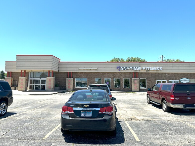 Primary Photo Of 506 N Elida St, Winnebago Office For Sale