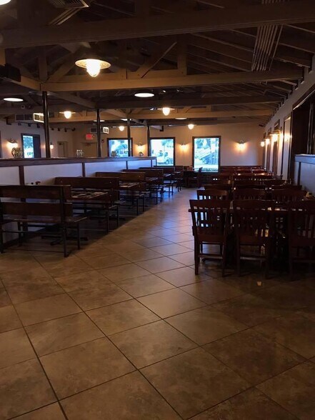 More Photos Of 5701 Orange Ave, Fort Pierce Restaurant For Lease