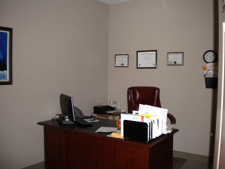More Photos Of 15500-15508 Telegraph Rd, Monroe Office For Sale