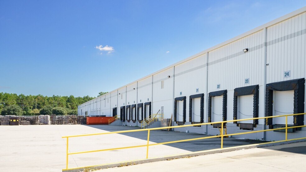 More Photos Of 200 Logistics Way, Savannah Warehouse For Lease