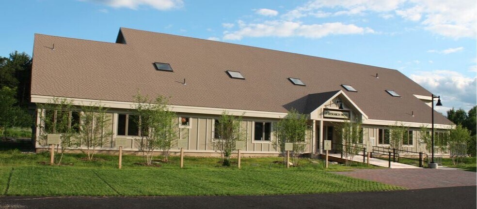 More Photos Of 15 Research Dr, Amherst Office For Sale