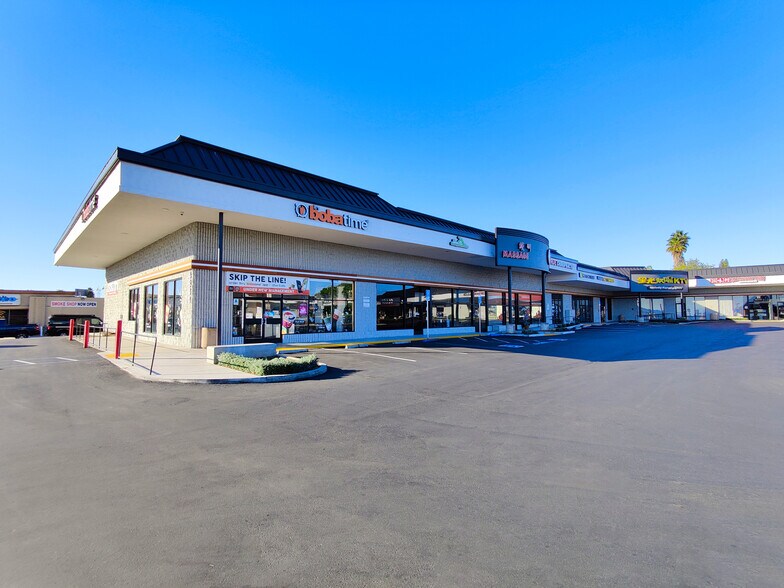 More Photos Of 4344 Convoy St, San Diego Storefront For Lease