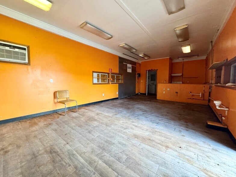 More Photos Of 563 James Monroe Ave, Monroeton Apartments For Sale