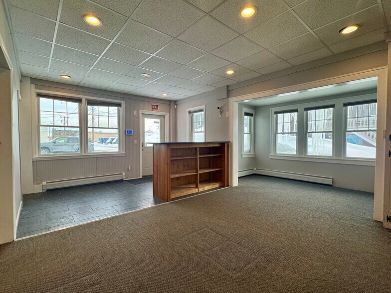 More Photos Of 15 Martin St, Webster Flex For Lease