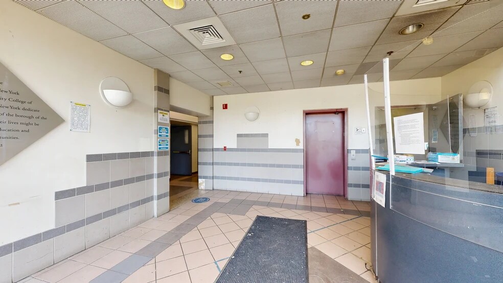 Primary Photo Of 1610 Bathgate Ave, Bronx Unknown For Lease