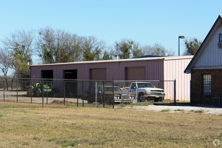 More Photos Of 14395 Interstate 10 E, Schertz Warehouse For Lease