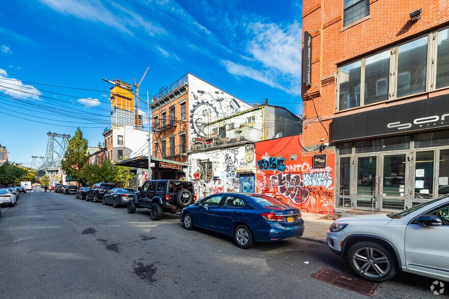 More Photos Of 99 S 6th St, Brooklyn Apartments For Lease