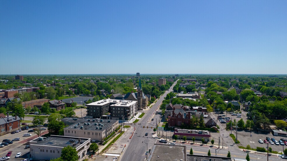 More Photos Of 620 E Broad St, Columbus Office For Sale