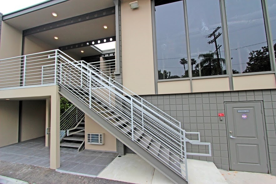 More Photos Of 1451 Chevy Chase Dr, Glendale Medical For Lease