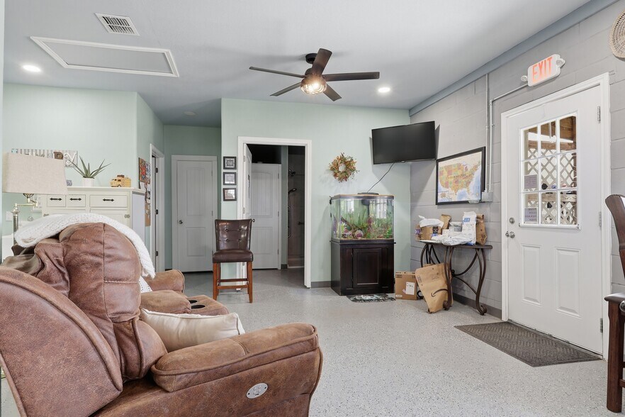 More Photos Of 5486 S US Highway 77, Kingsville Trailer Camper Park For Sale