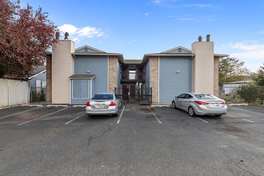 More Photos Of 3332 Chandler St, Tacoma Apartments For Sale