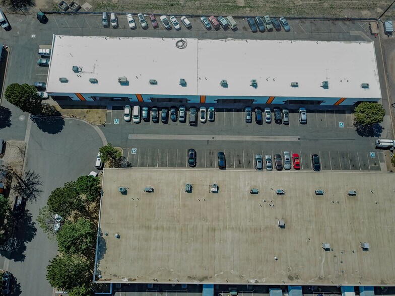 More Photos Of 8200 E Pacific Pl, Denver Unknown For Lease