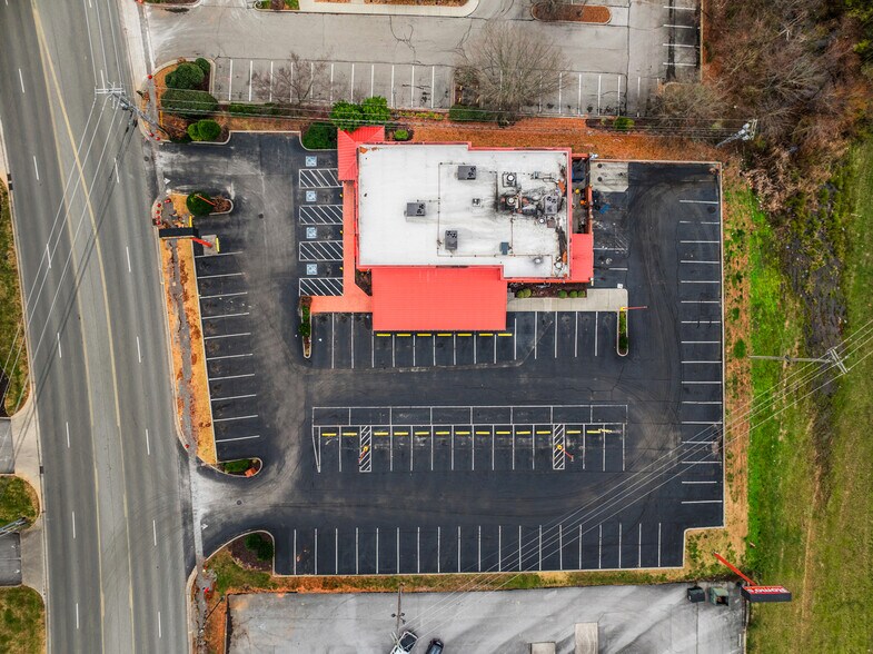 More Photos Of 1420 Interstate Dr, Cookeville Restaurant For Sale