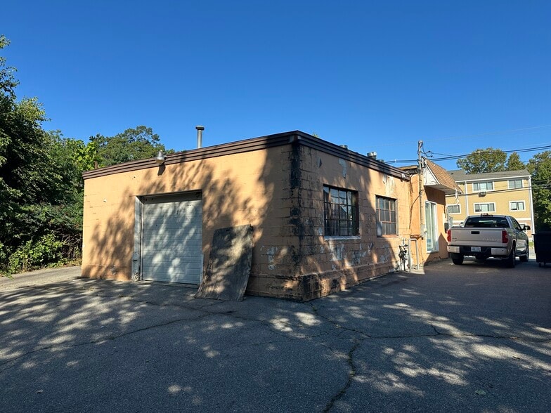 More Photos Of , Warwick General Retail For Sale