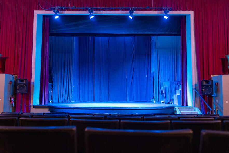 More Photos Of 336-338 Central Ave, Fillmore Storefront For Sale