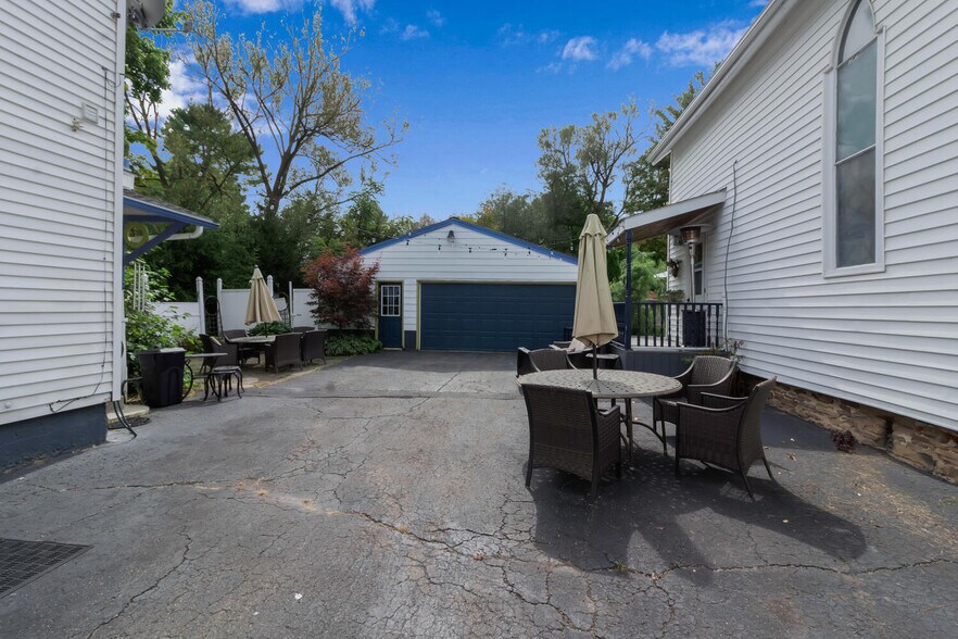 More Photos Of 5107 Langford Rd, North Collins Hospitality For Sale