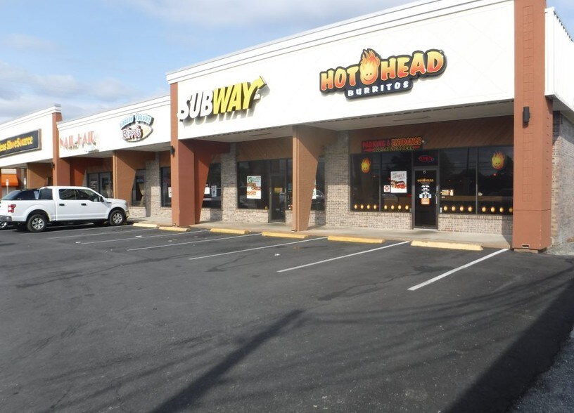 More Photos Of 421 Mary Esther Blvd, Mary Esther General Retail For Lease