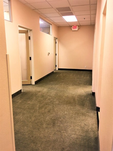 More Photos Of 4270 S Decatur Blvd, Las Vegas Medical For Lease