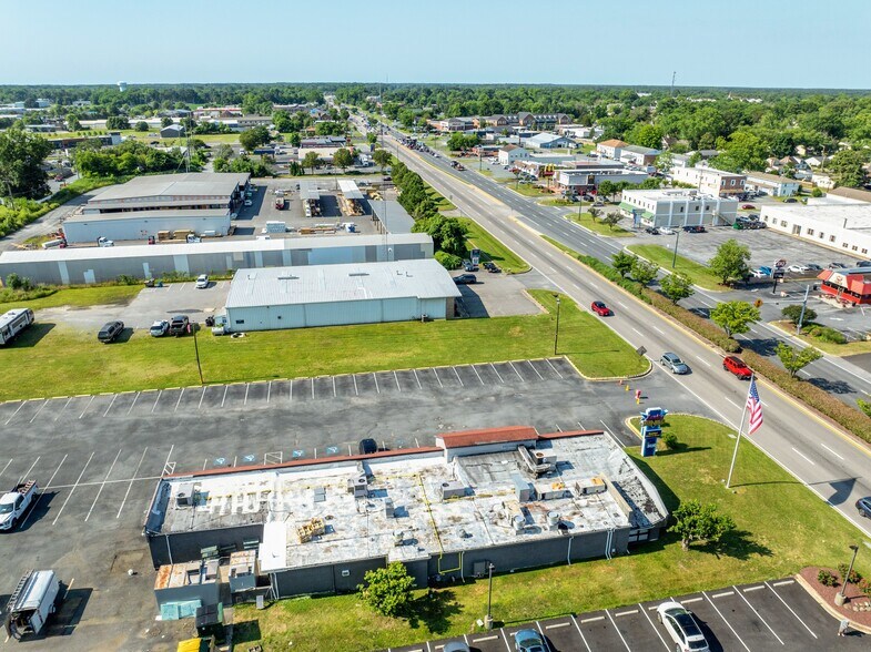 More Photos Of 8451 Ocean Gtwy, Easton Restaurant For Sale