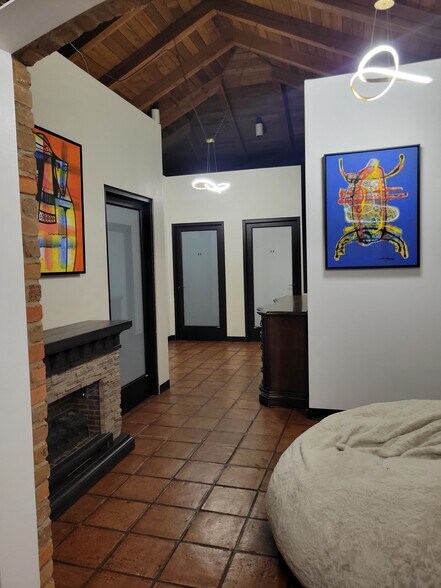 More Photos Of 2323 N Walton Walker Blvd, Dallas Office For Sale