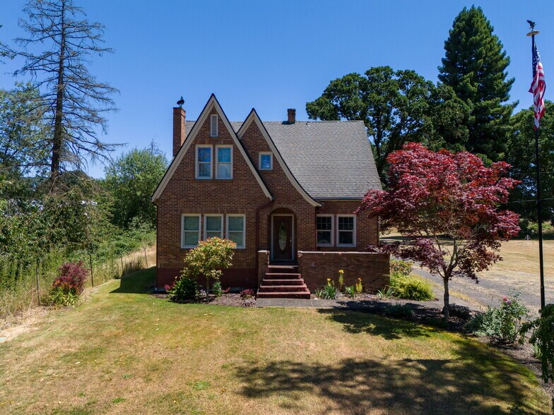 More Photos Of 941 N 2nd St, Jefferson Land For Sale